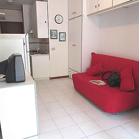 Studio In 31329 Apartman *
